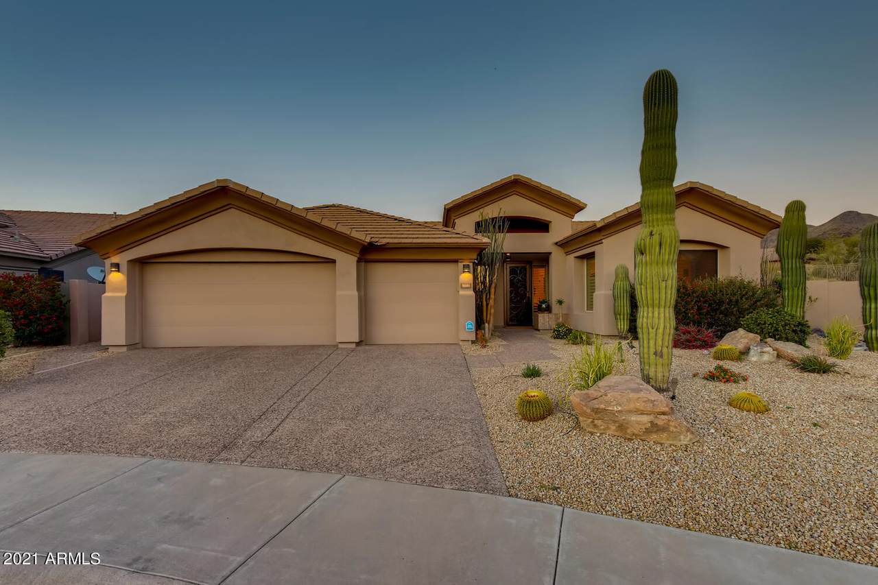 10686 Rosemary Lane - Photo 1