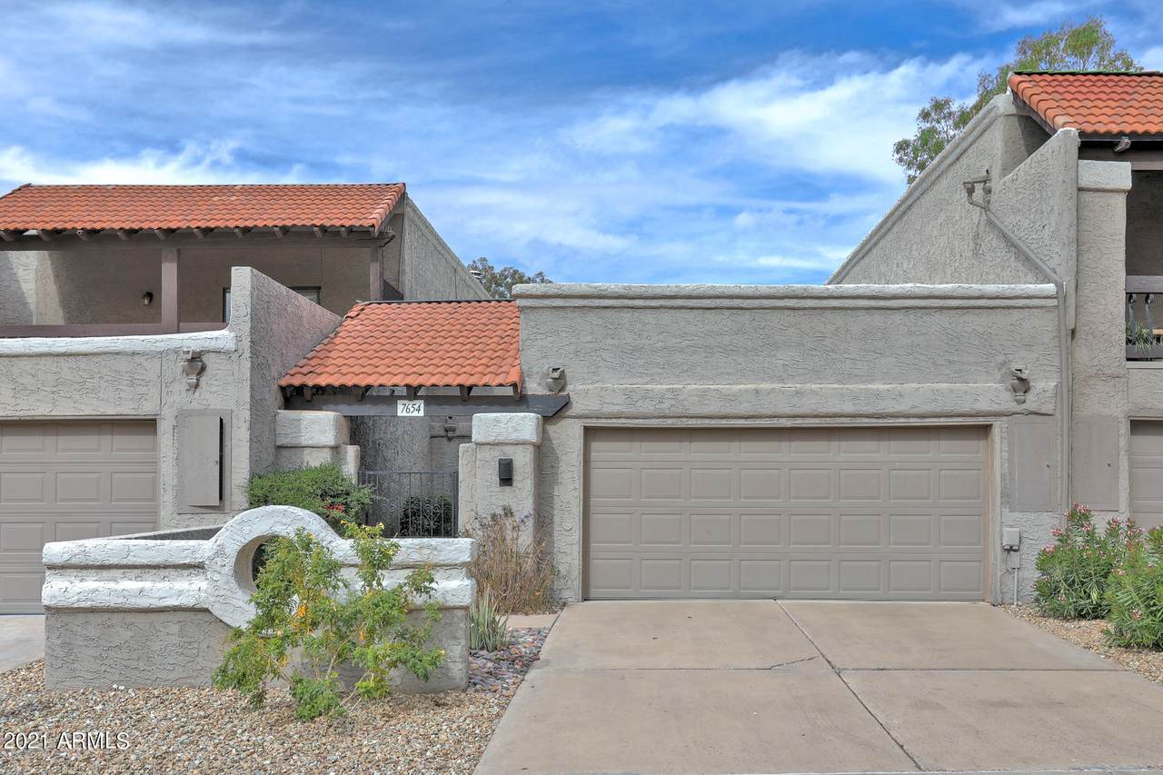 7654 Pleasant Run - Photo 1