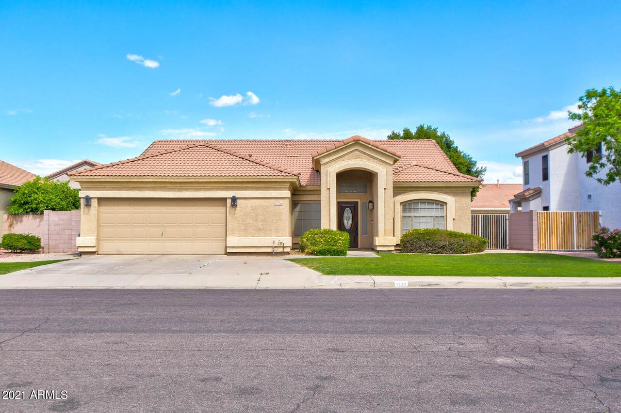 3242 Jacinto Avenue - Photo 1