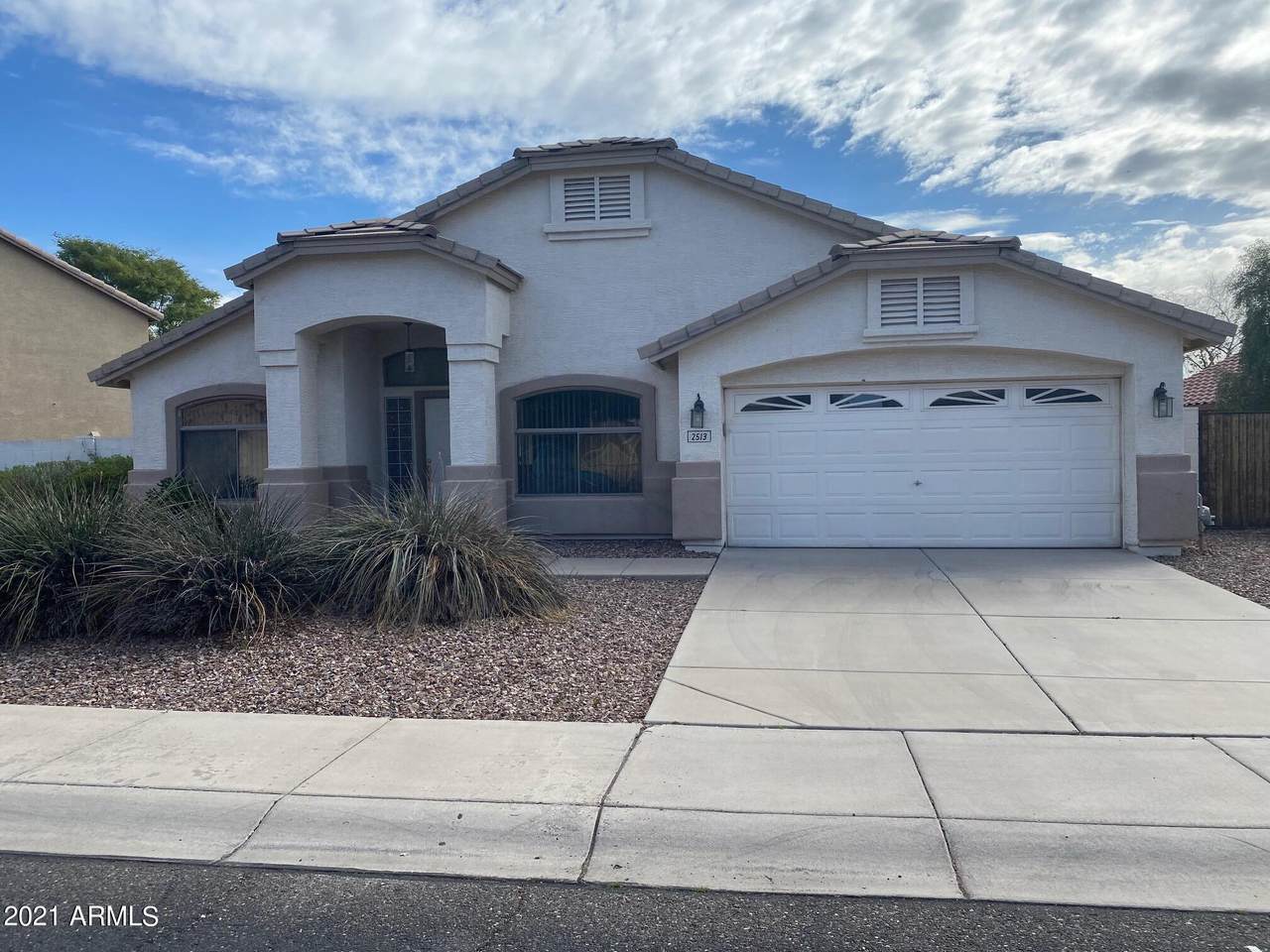 2513 112TH Lane - Photo 1