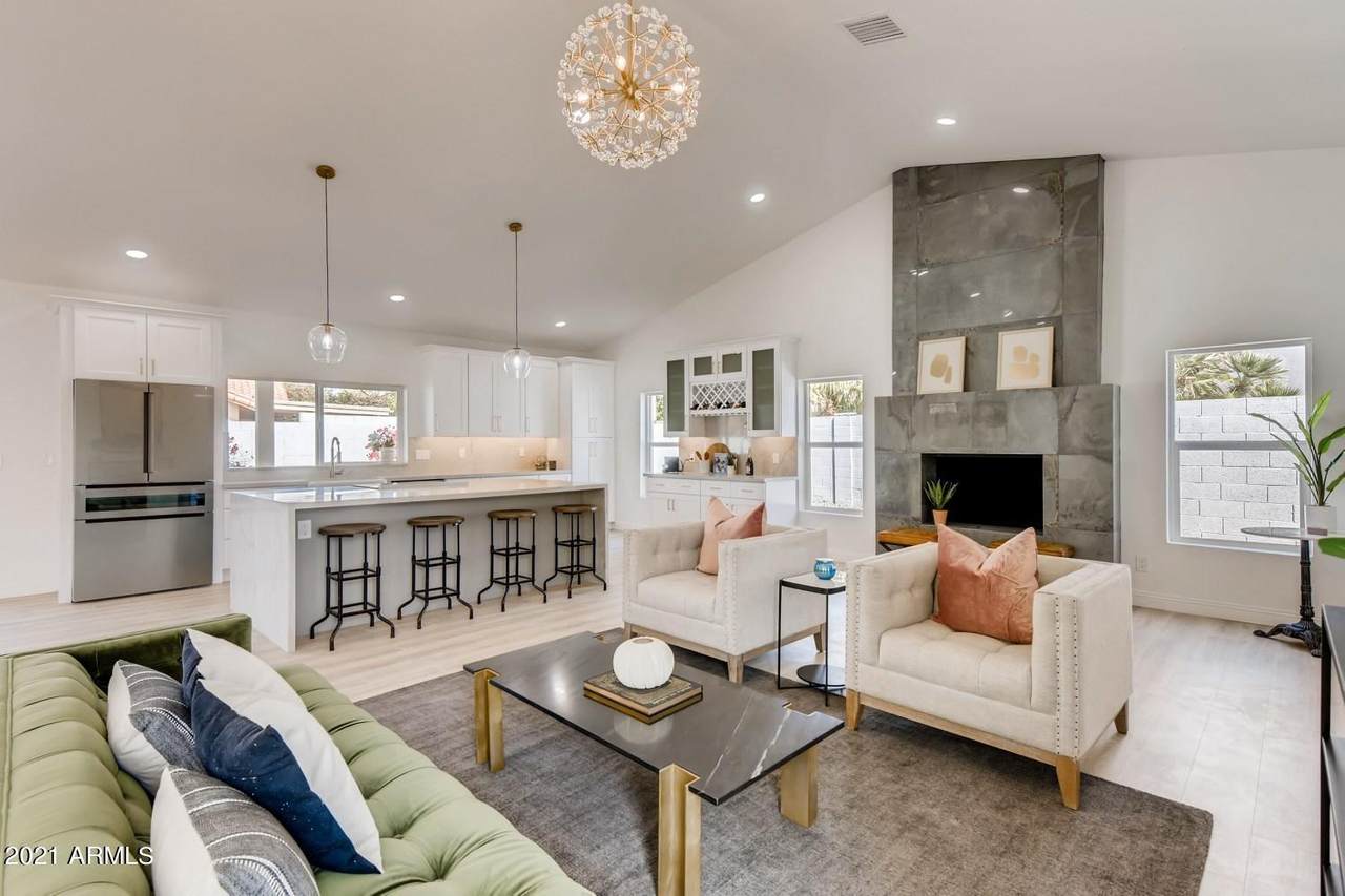 10552 Bella Vista Drive - Photo 1