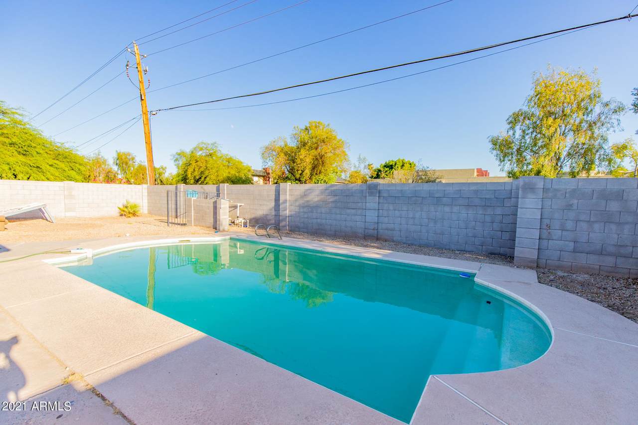 1603 Del Rio Drive - Photo 1