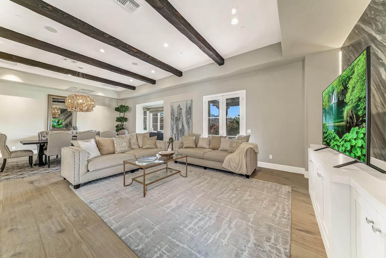 10074 Flathorn Drive - Photo 1