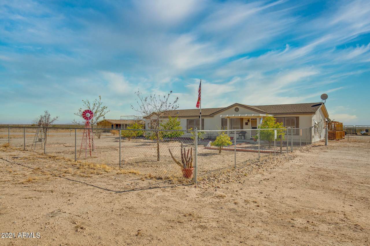 5339 330TH Avenue - Photo 1