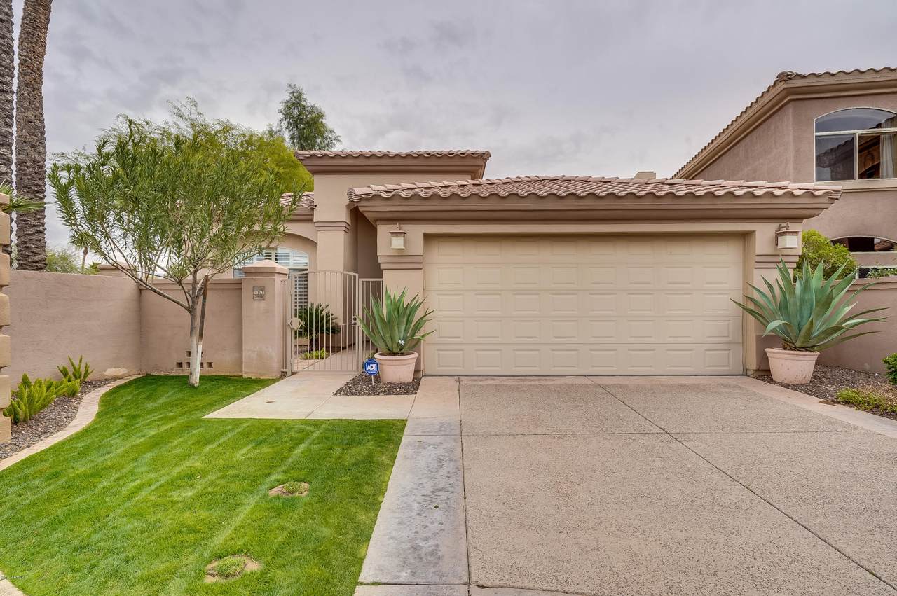 10193 Bayview Drive - Photo 1