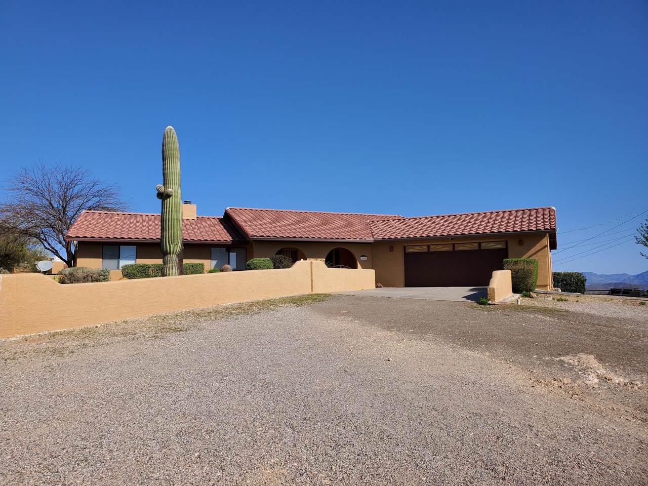 980 Yaqui Drive - Photo 1