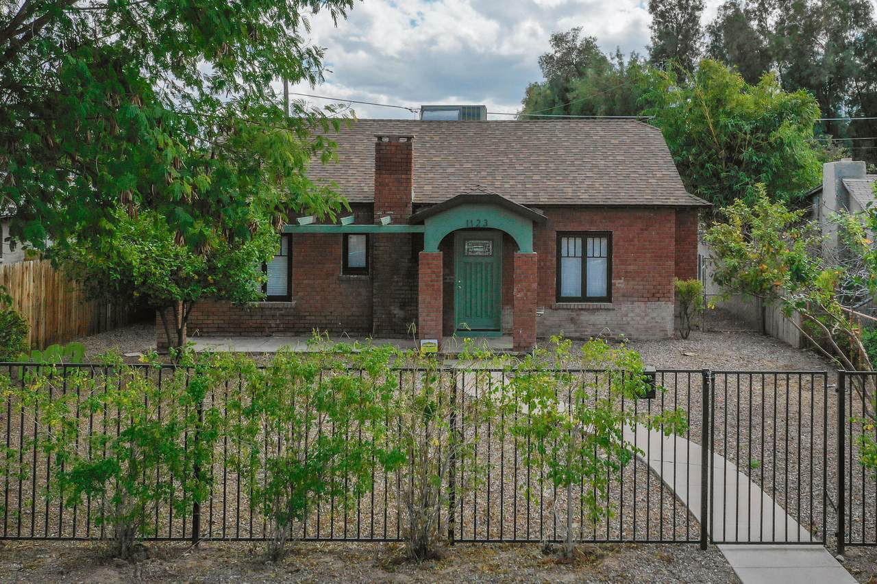 1123 Fairmount Avenue - Photo 1