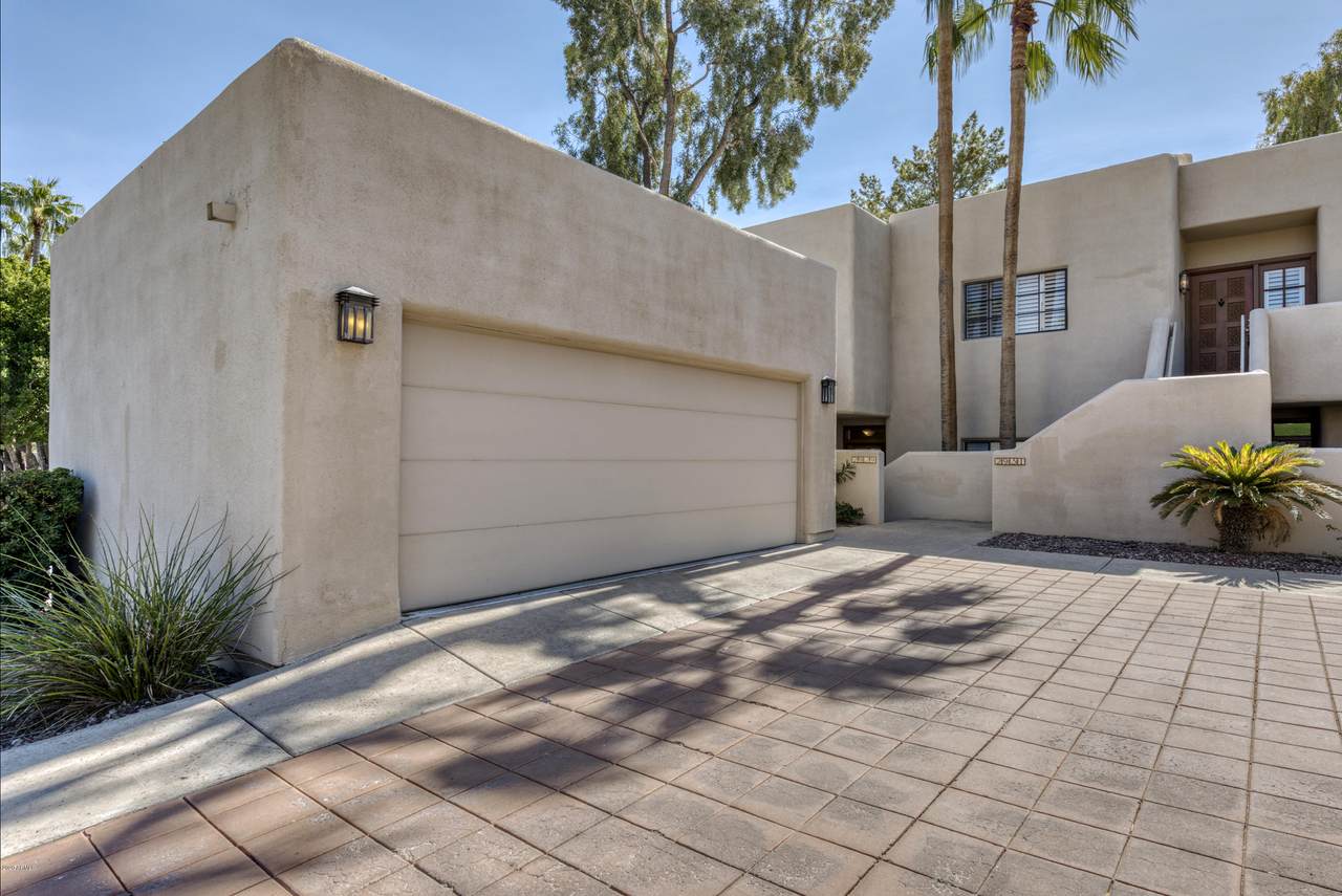 2929 Rose Lane - Photo 1