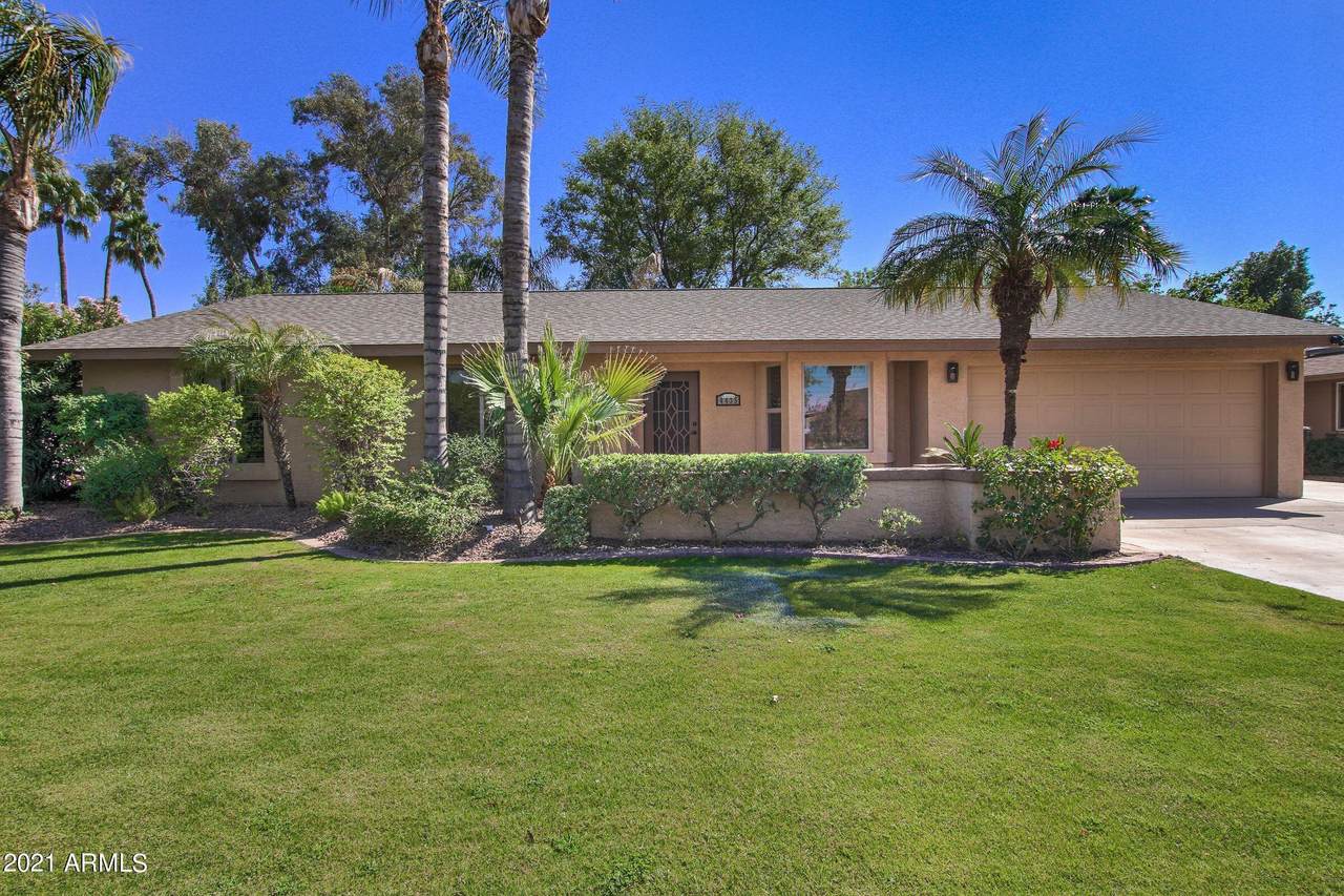 4435 Kings Avenue - Photo 1