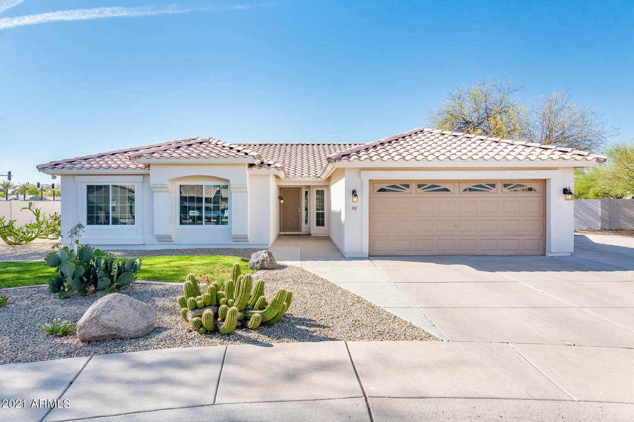1002 Layman Court - Photo 1