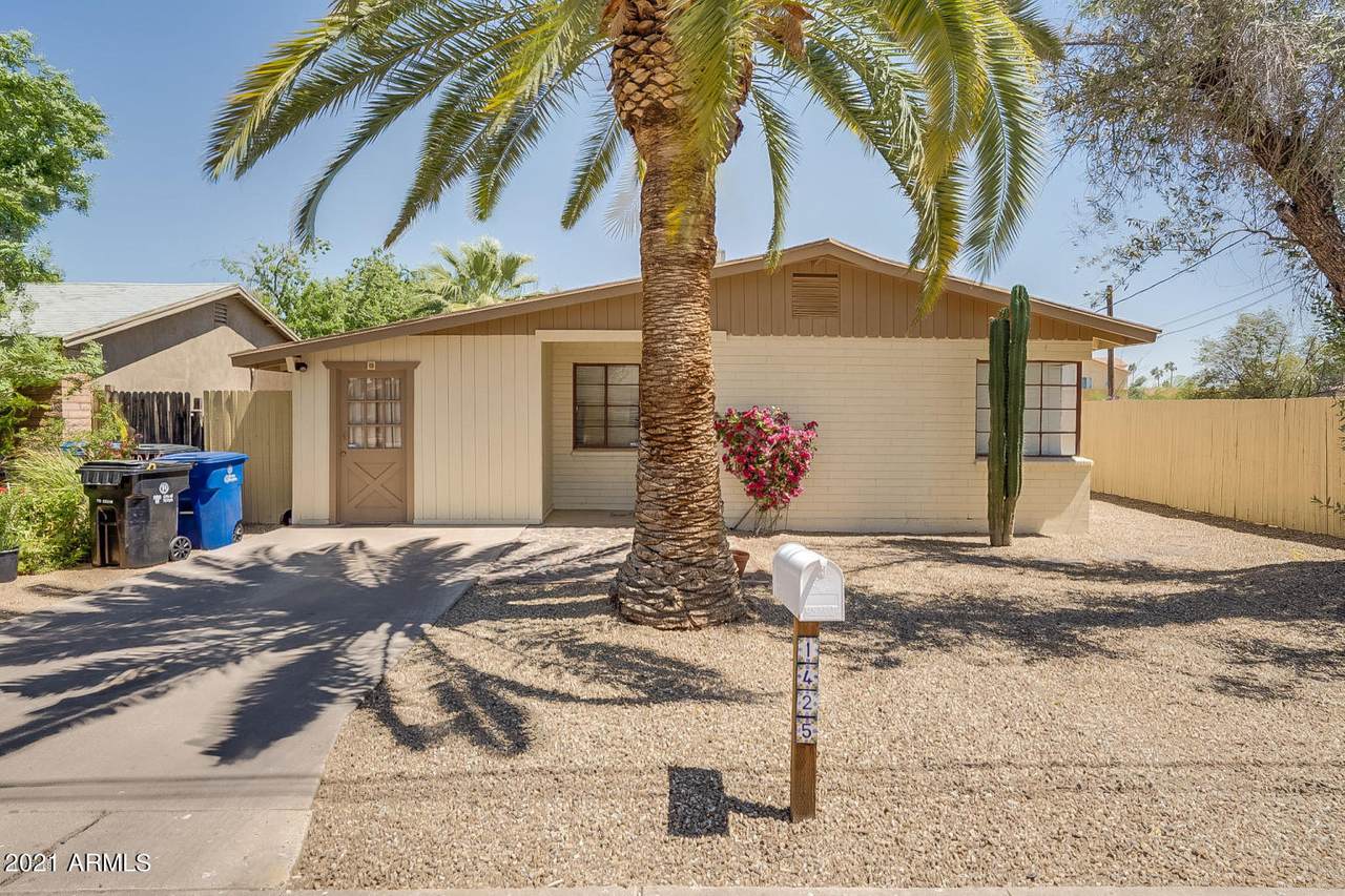 1425 Bonarden Lane - Photo 1