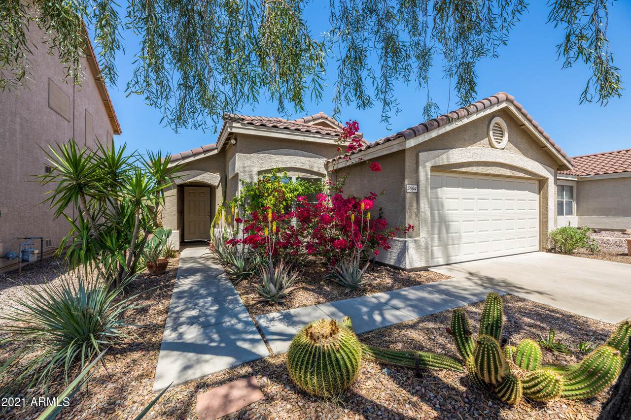 5004 Peak View Road - Photo 1