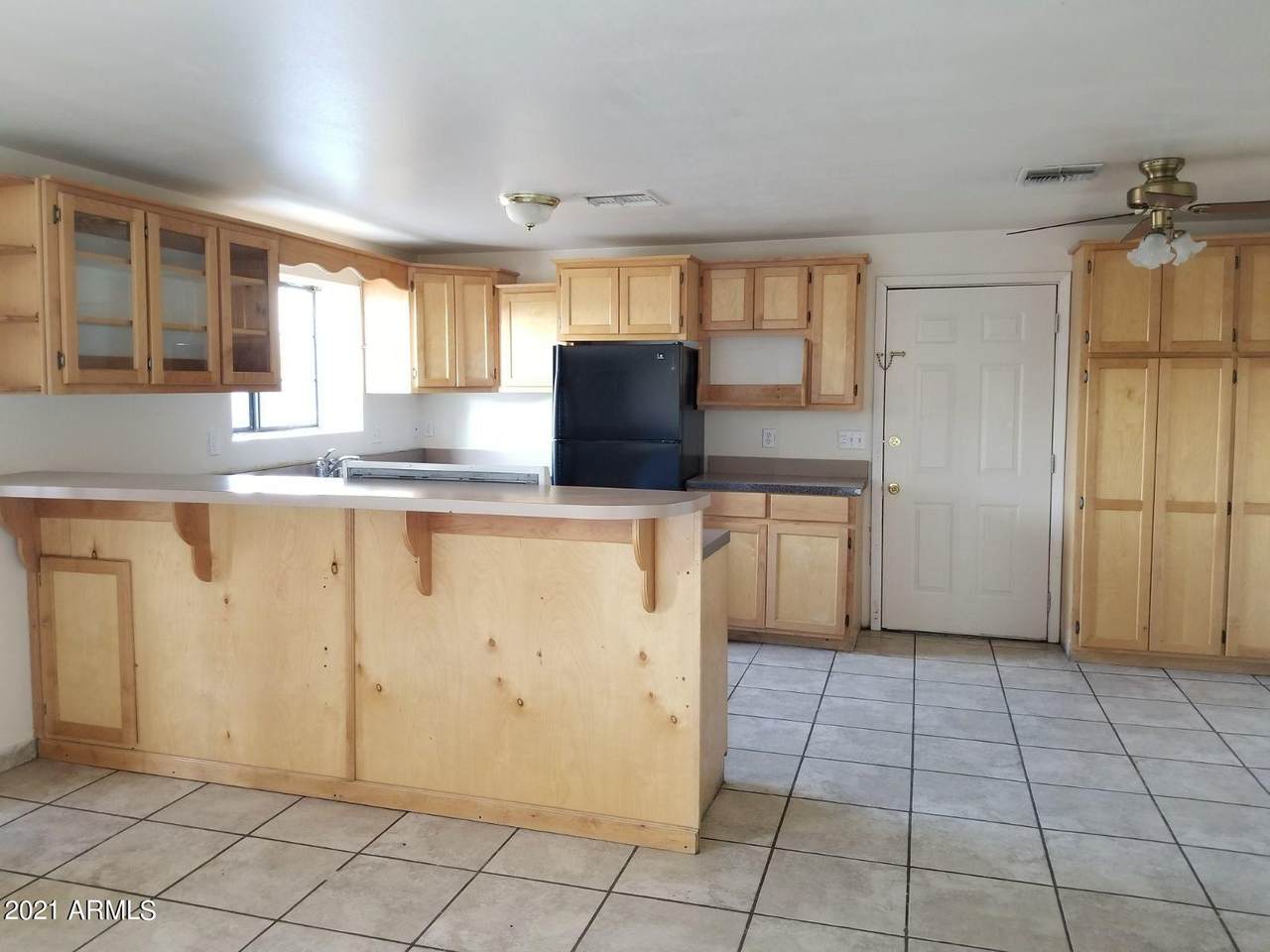 643 17TH Street - Photo 1