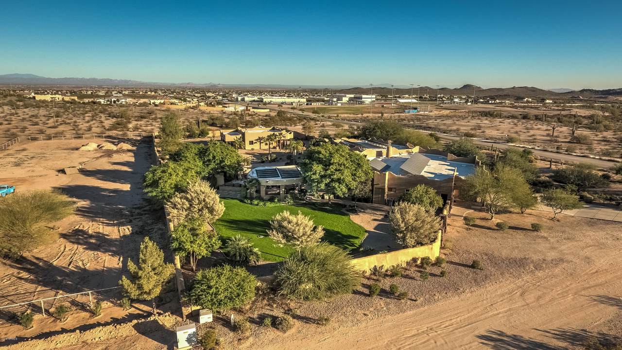 28739 Pamela Drive - Photo 1
