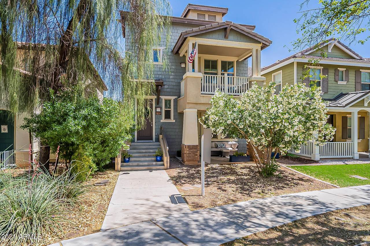 20724 Maiden Lane - Photo 1