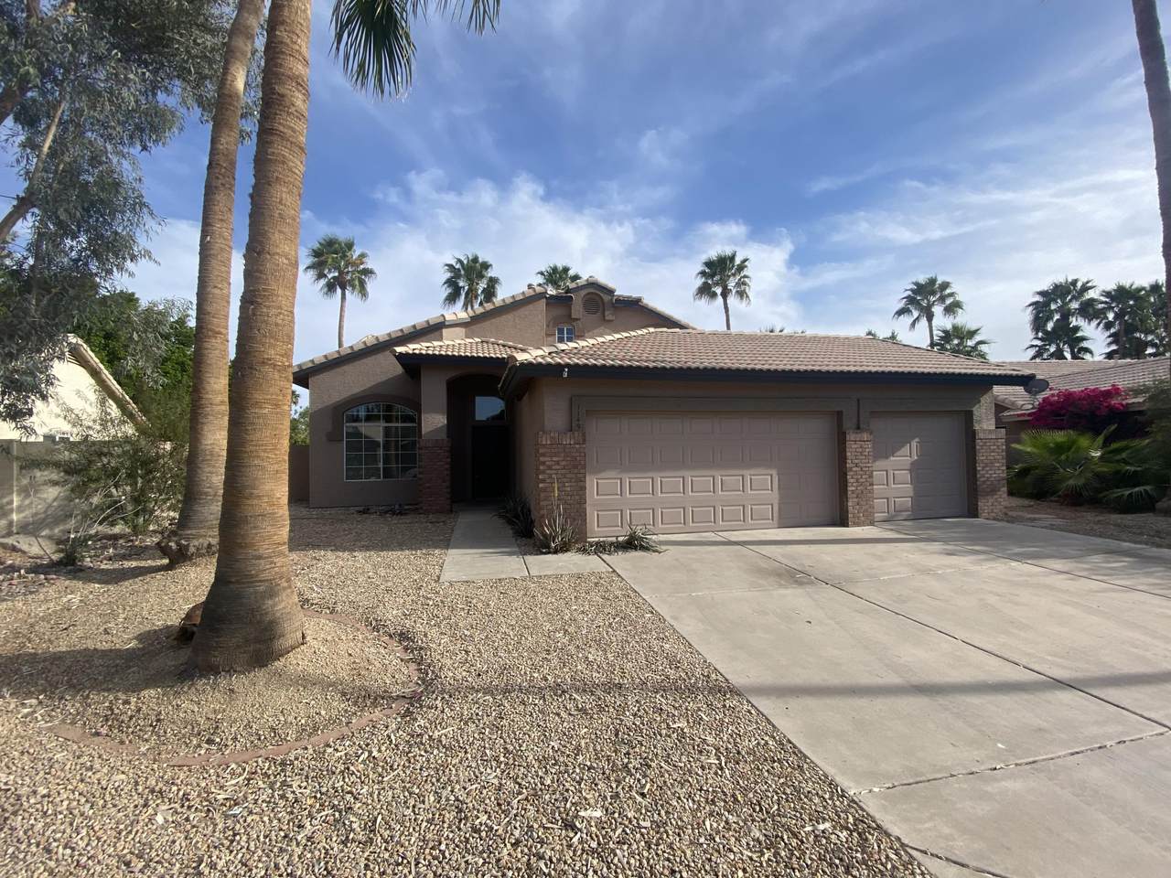 1149 Artesian Way - Photo 1