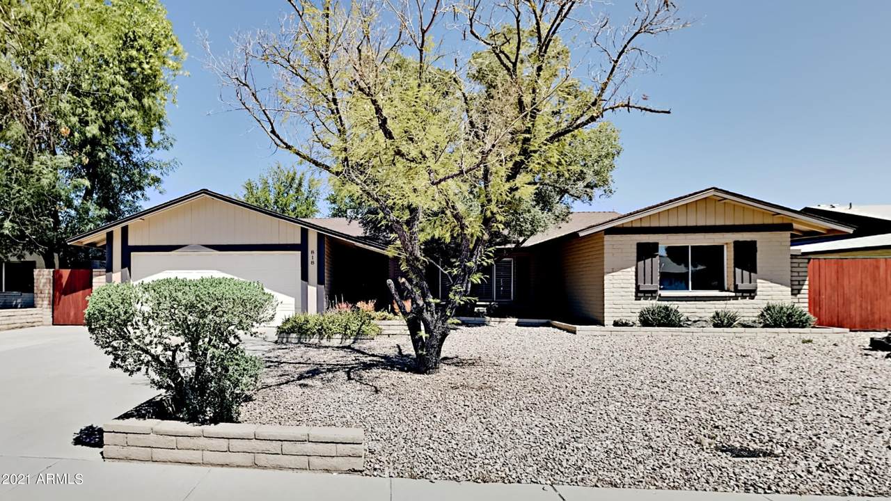 818 Stephens Drive - Photo 1
