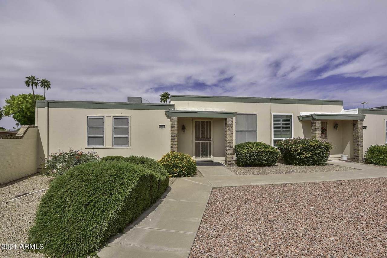 9962 Lancaster Drive - Photo 1