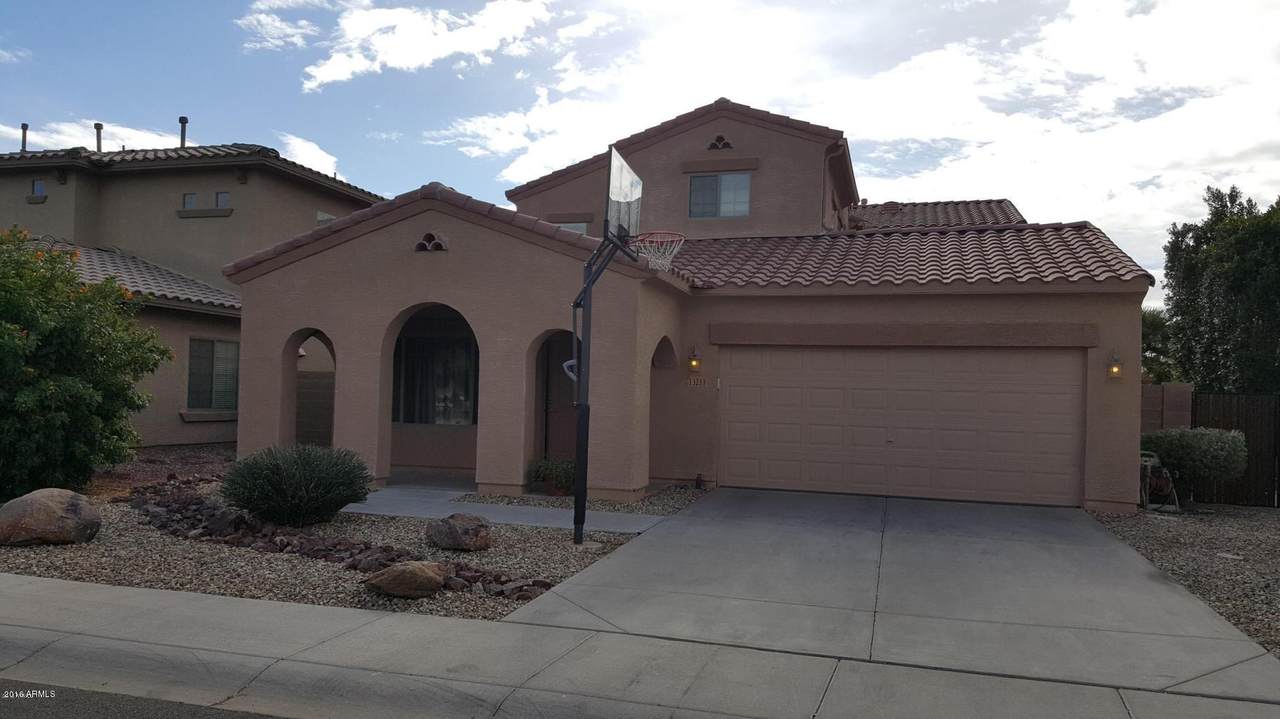 13213 Fairmont Avenue - Photo 1