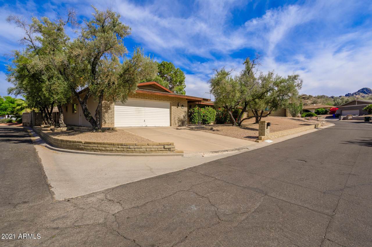 9075 28TH Street - Photo 1