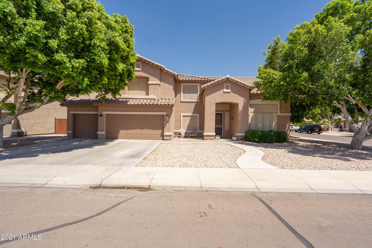 21721 86TH Drive - Photo 1