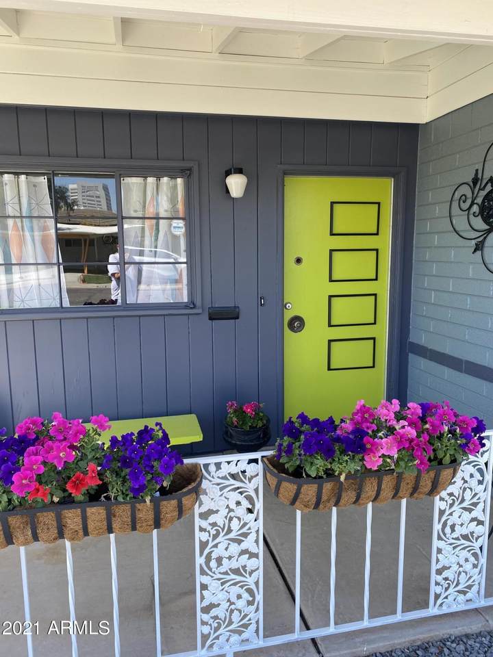 402 Cheery Lynn Road - Photo 1
