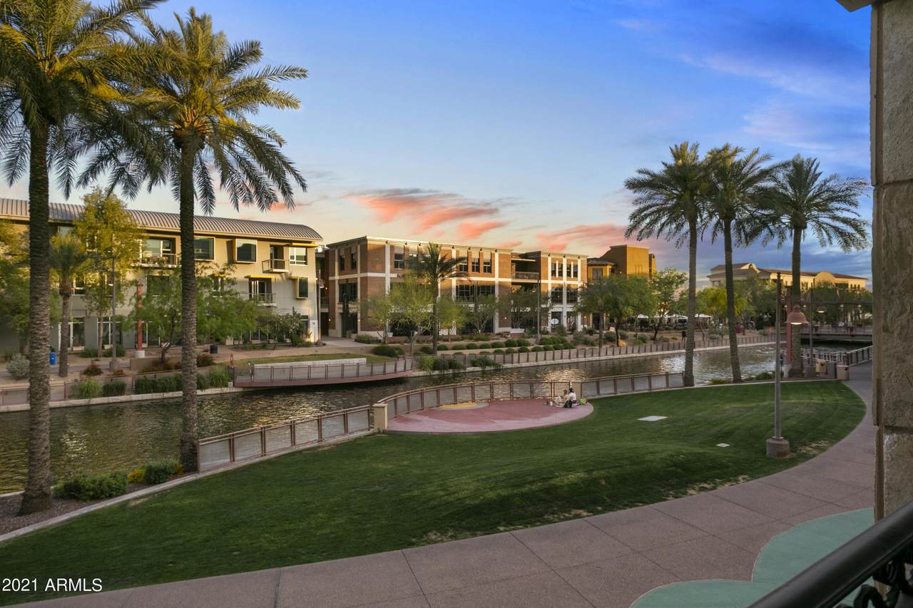 7175 Camelback Road - Photo 1
