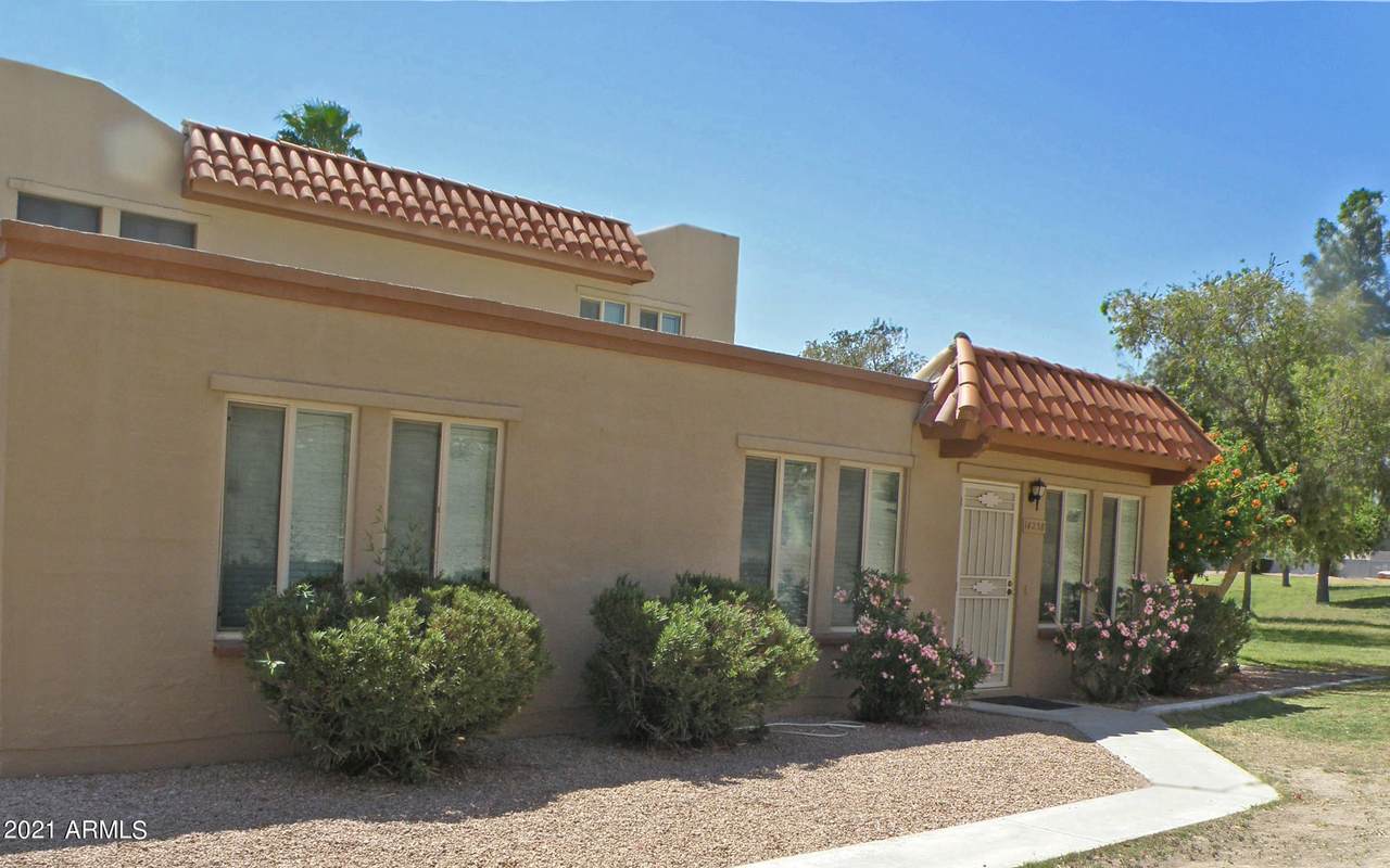 14238 Oakwood Lane - Photo 1