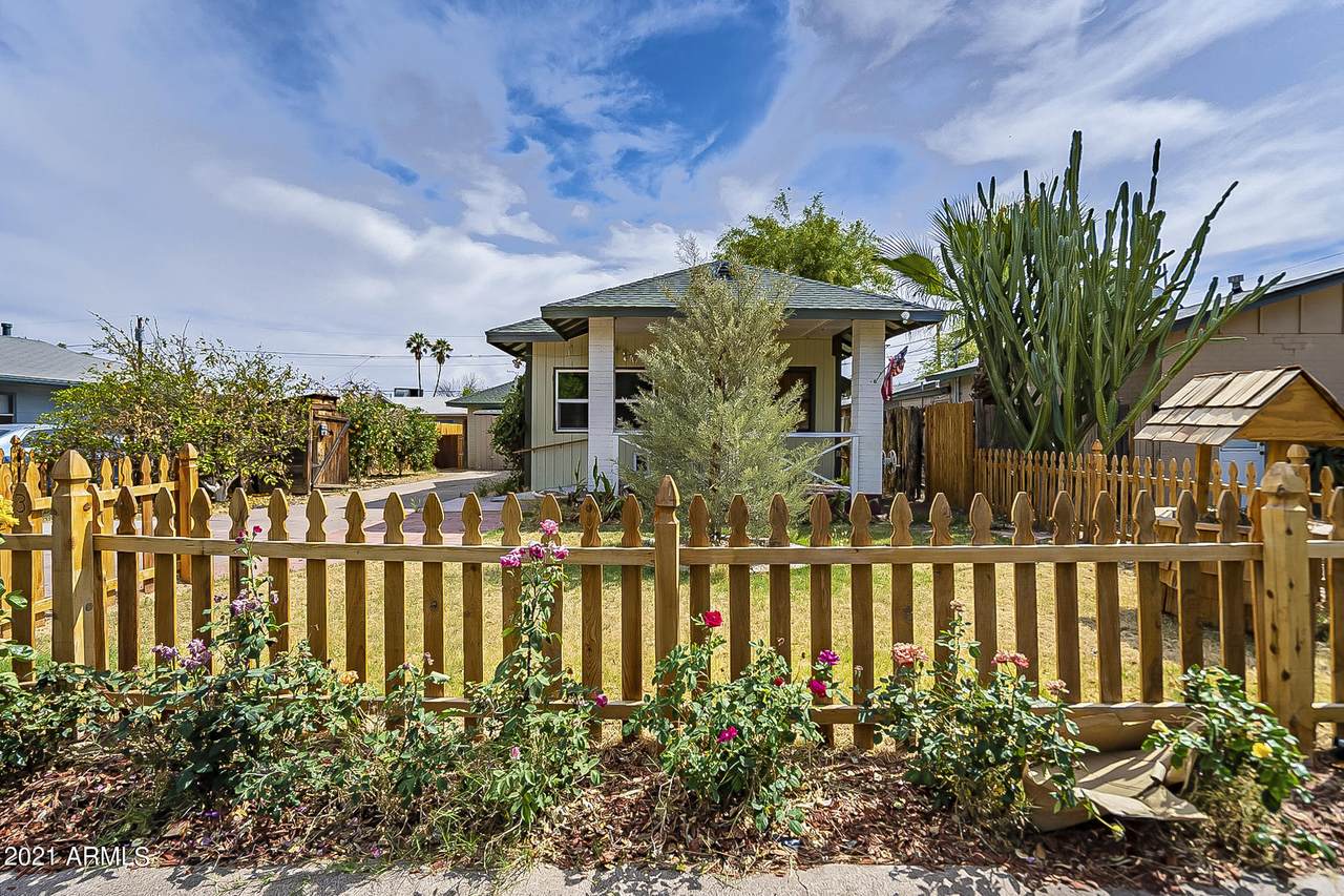 2143 Wilshire Drive - Photo 1