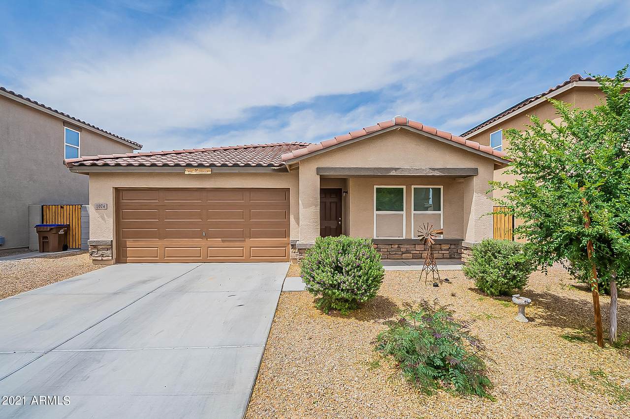 1074 Kachina Drive - Photo 1