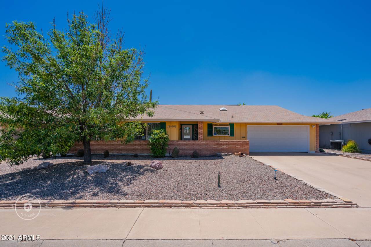 10005 Cameo Drive - Photo 1