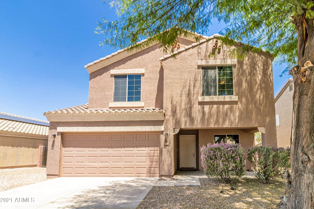 572 Lucky Penny Place - Photo 1
