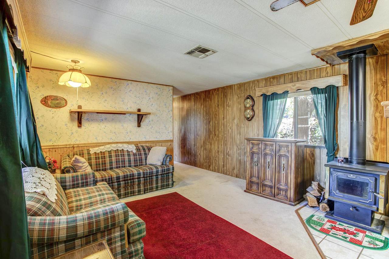 314 Pine Street - Photo 1