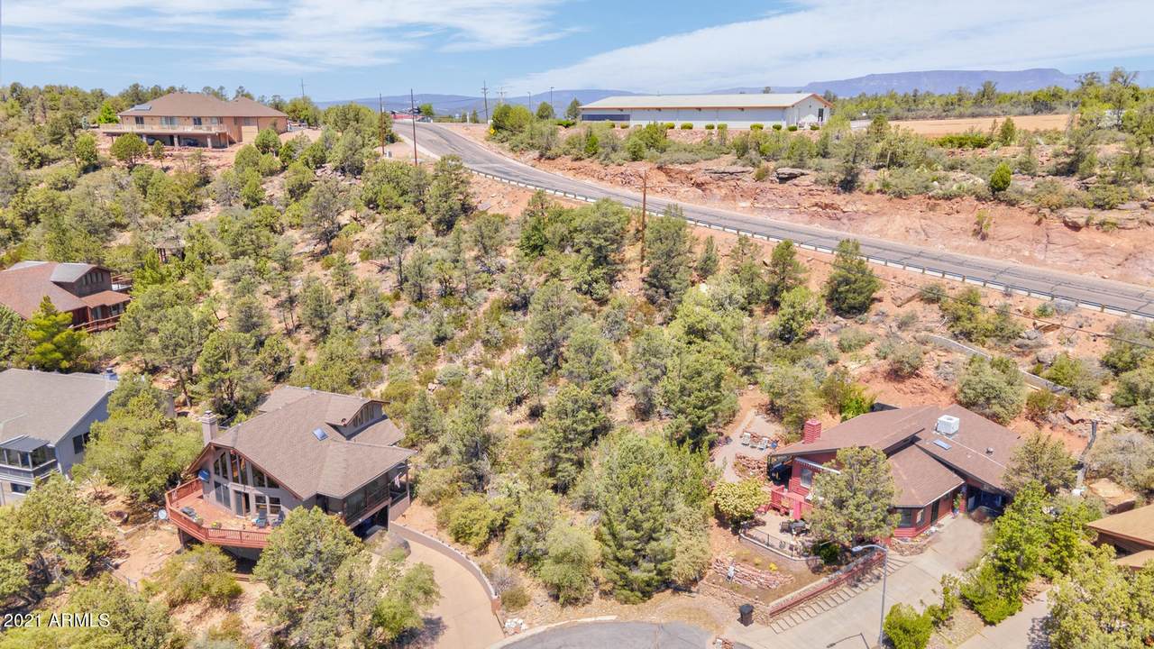 1112 Yodel Circle - Photo 1