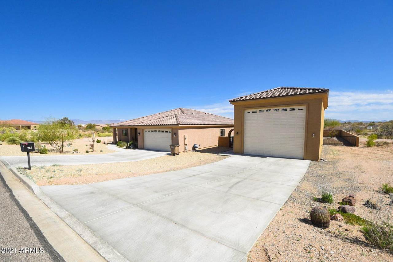 265 Shawnee Drive - Photo 1