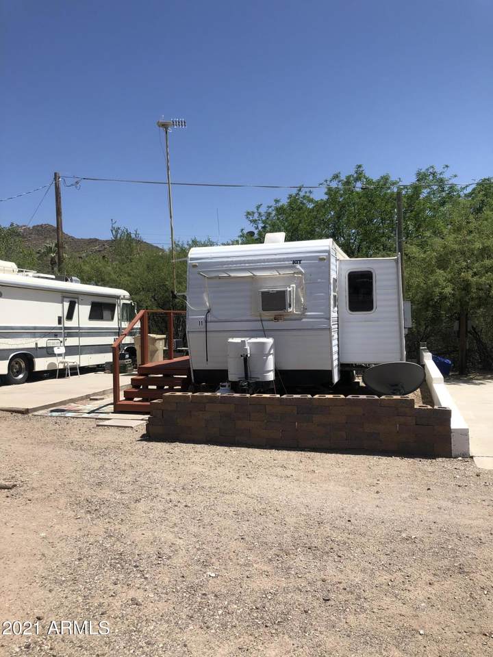 631 Hill Street - Photo 1