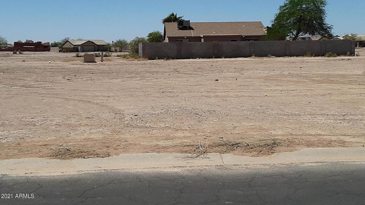 10477 Carousel Drive - Photo 1