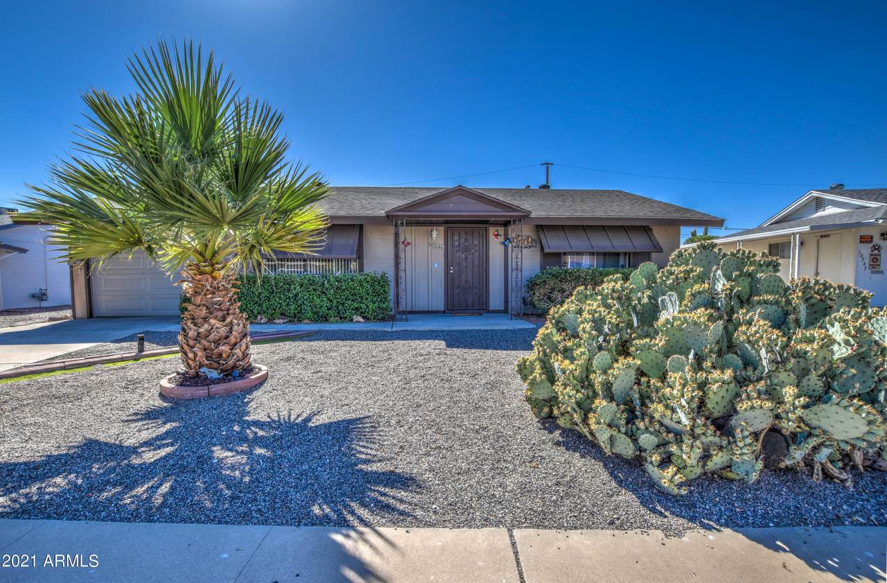 10246 Desert Hills Drive - Photo 1