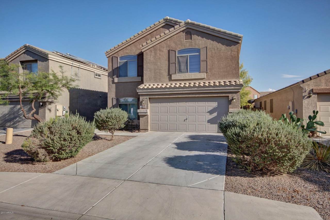 42813 Jeremy Street - Photo 1