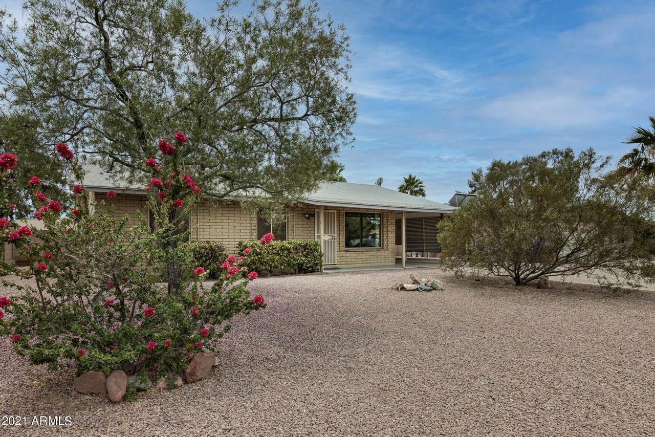 1941 Del Rio Drive - Photo 1