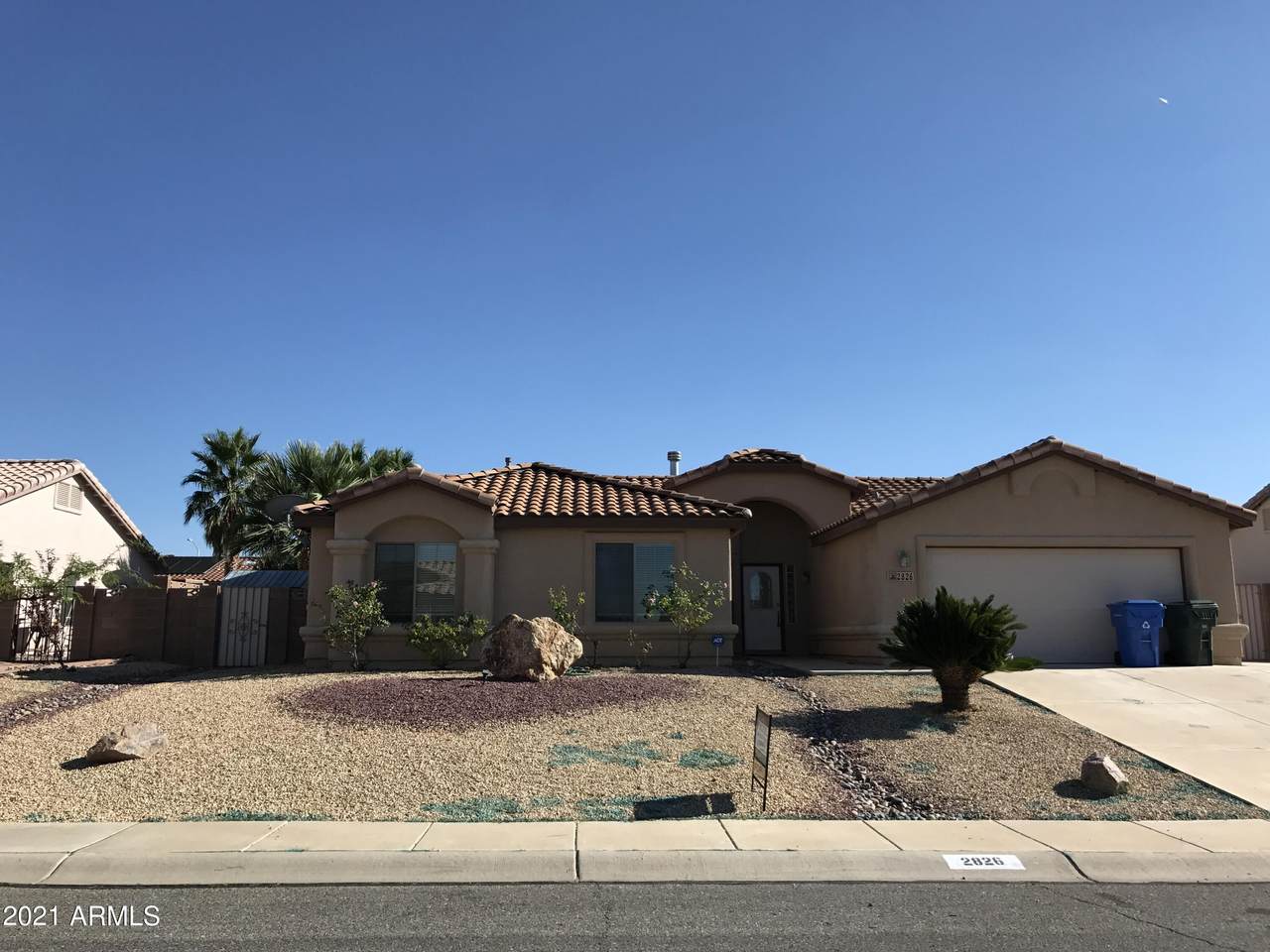 2826 Newport Avenue - Photo 1