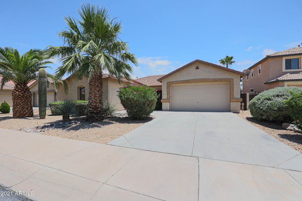 4485 150TH Avenue - Photo 1