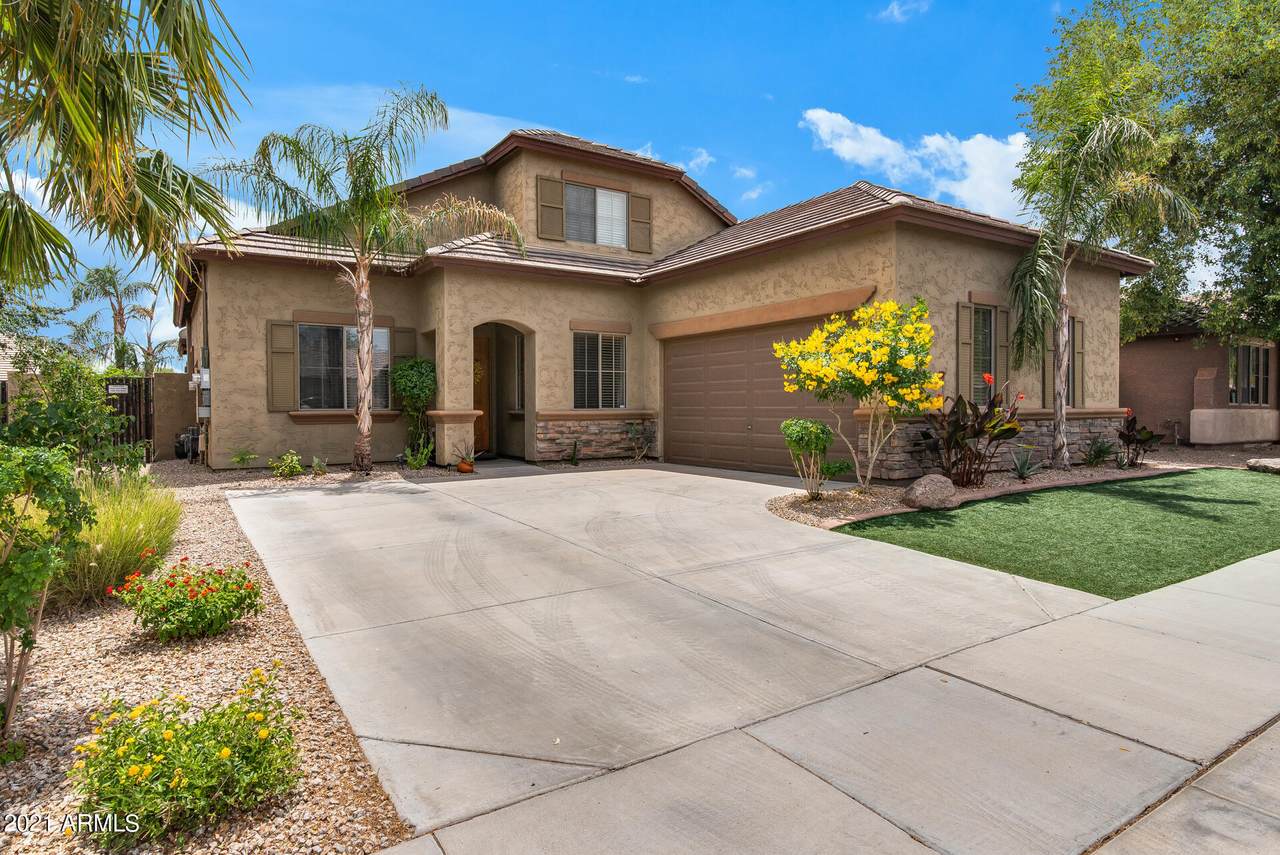 14565 Desert Hills Drive - Photo 1