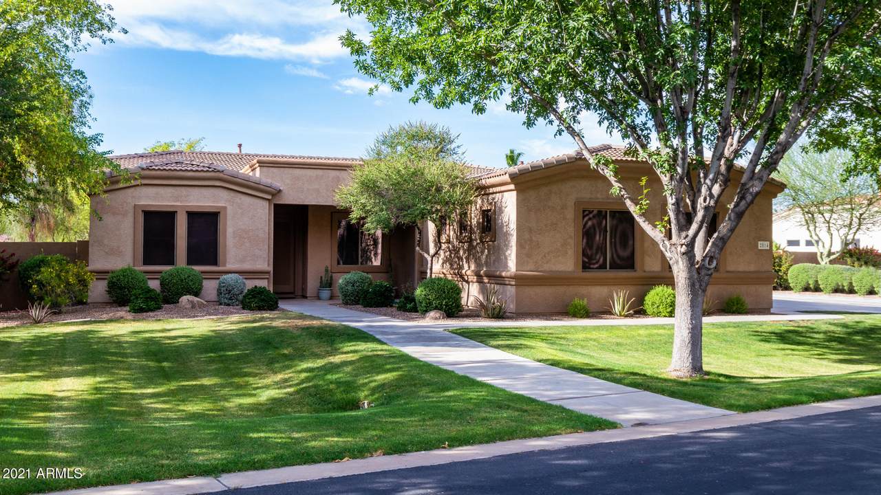 2814 Desert Lane - Photo 1
