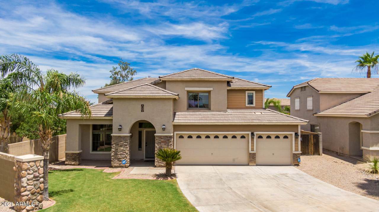 34989 Stirrup Circle - Photo 1