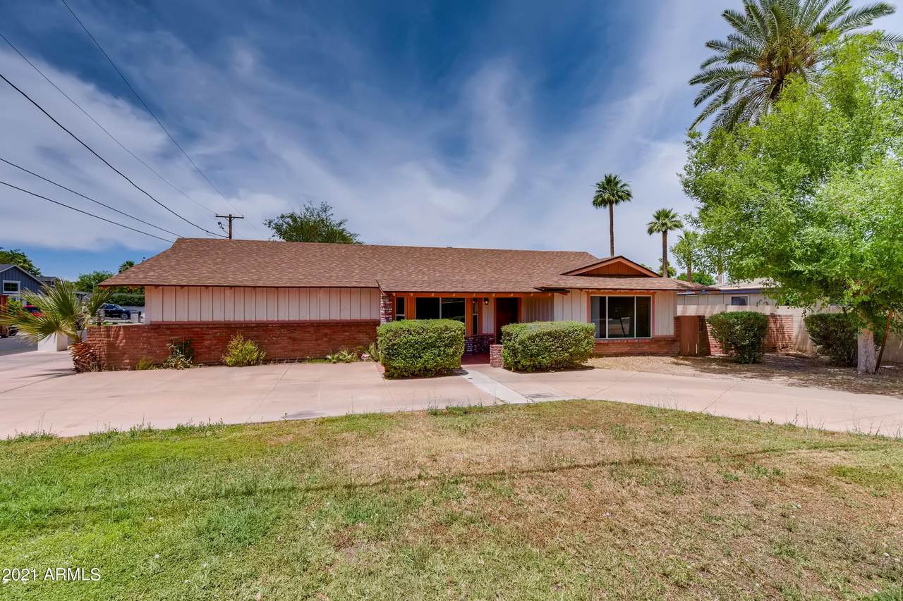302 Frier Drive - Photo 1