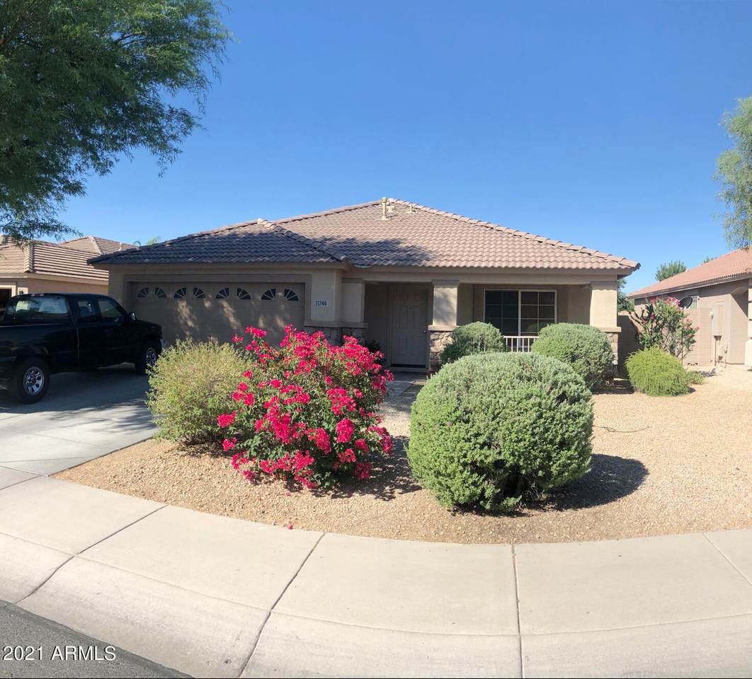 11744 153rd Avenue - Photo 1