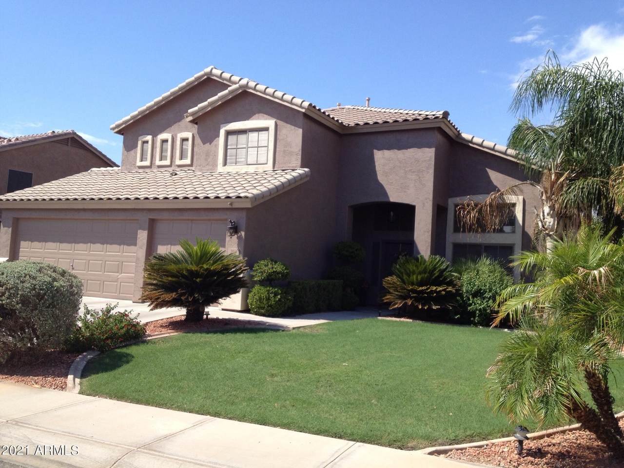 294 Goldfinch Way - Photo 1