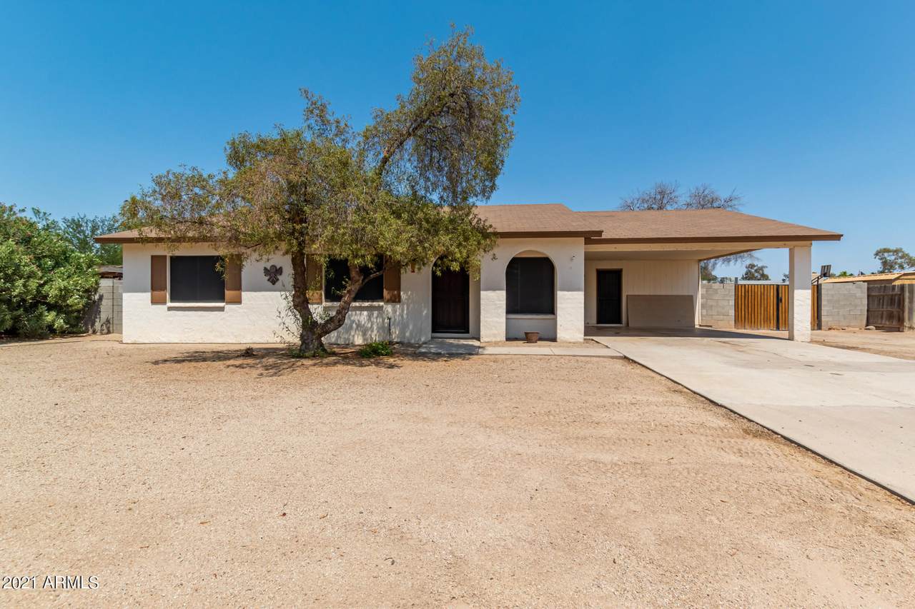 1760 Kadota Avenue - Photo 1