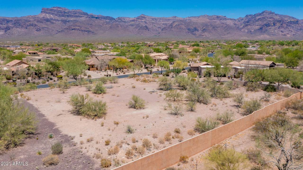 6271 Flat Iron Loop - Photo 1